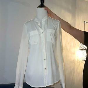 Blouse long sleeve color cream size M